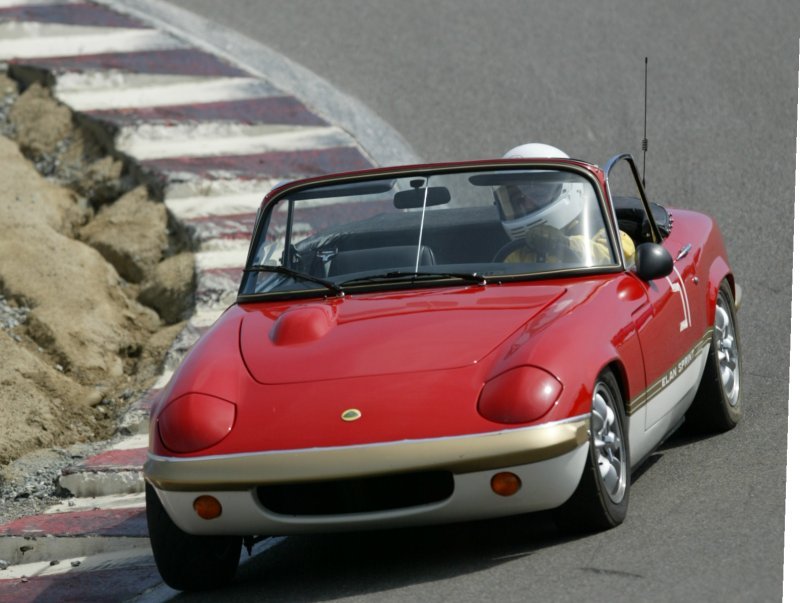 Picture of Lotus Elan at Laguna Seca, the Corkscrew