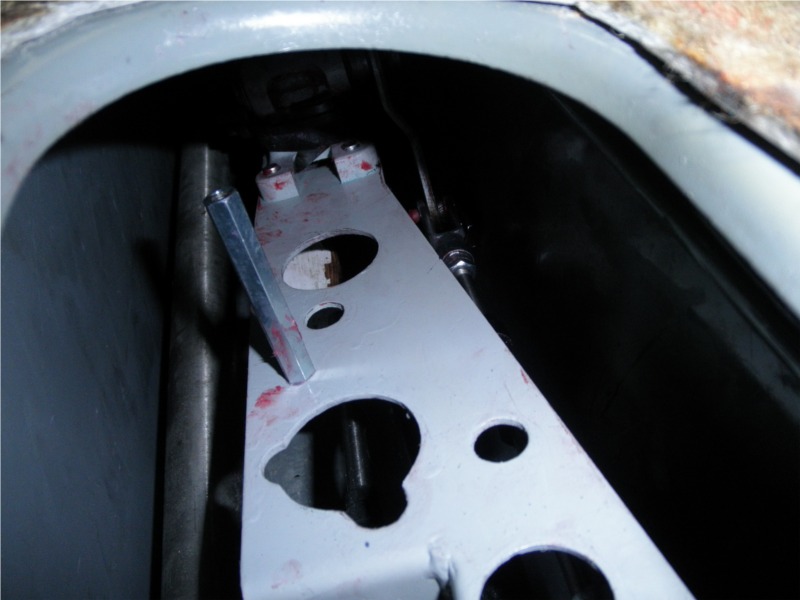 Picture of shifter assembly in tunnel
